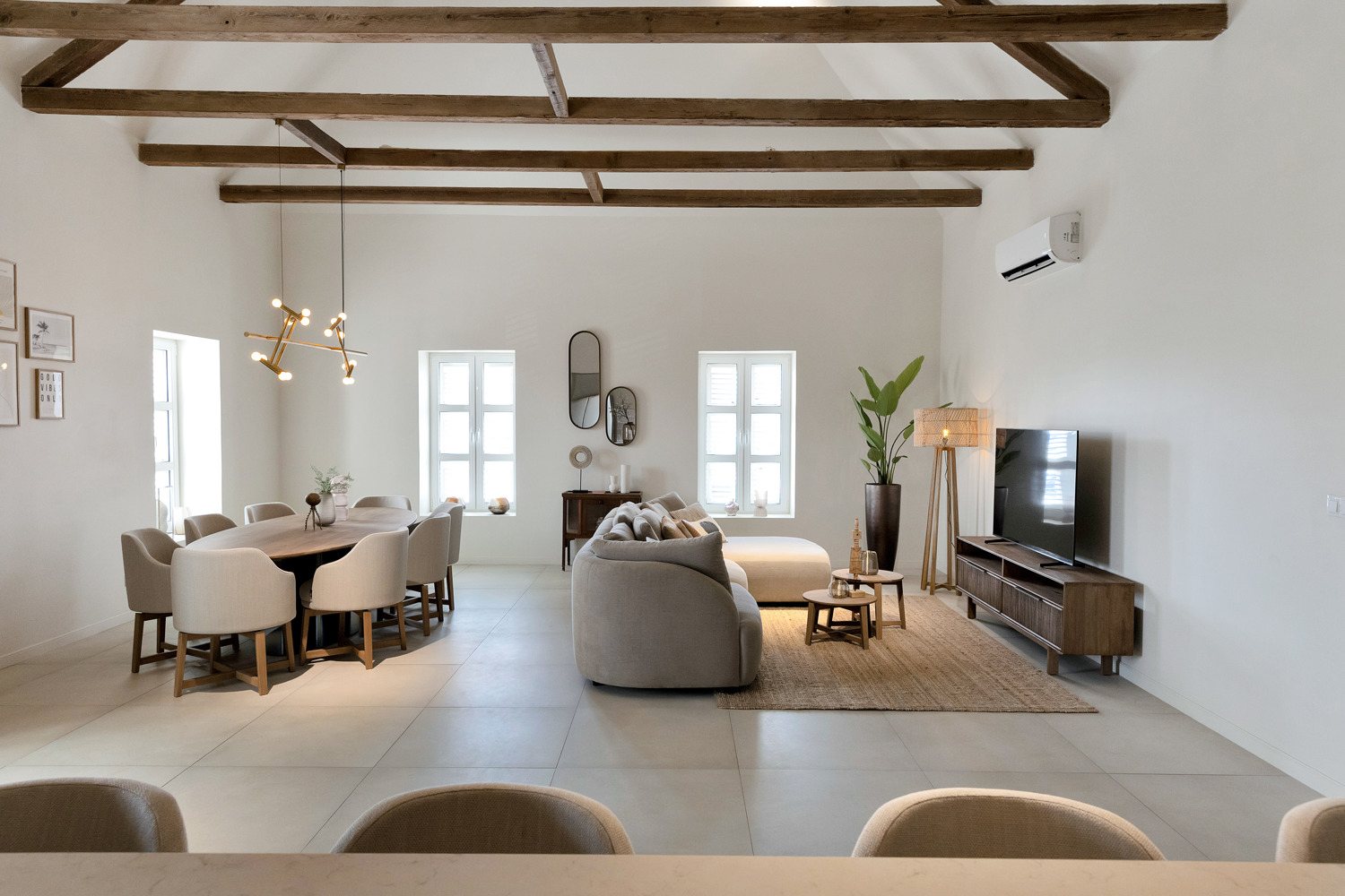 Open living and dining room at Kaya Grandi 49